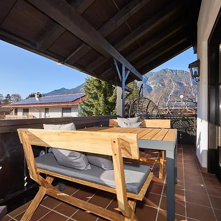Alpen-retreat - Piste, Balkon Und Alpspitzblick * Γκάρμις-Παρτενκίρχεν
